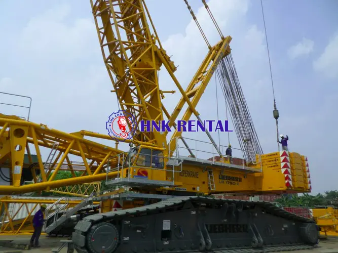  Sewa Unic Crane  pelabuhan cilacap
